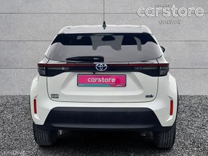Toyota Yaris Cross Hybrid - Image 4