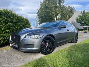 Jaguar XF 2017 2.0 D Auto*19”Black Alloys* - Image 4