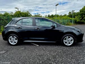 2022 TOYOTA COROLLA LUNA HYBRID - Image 3