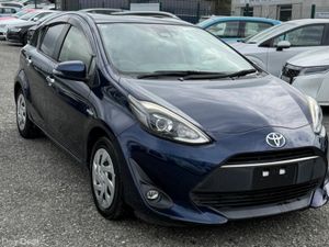 2018 Toyota Aqua S Style Package Hybrid - Image 3