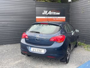 Opel Astra S 1.4 I 100PS 5DR - Image 4
