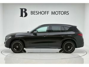 Mercedes-Benz GLC 300e 4MATIC URBAN EDITION=ONLY 1 - Image 2