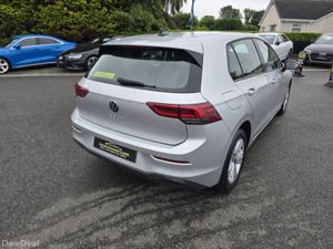 Volkswagen Golf Life - Image 4