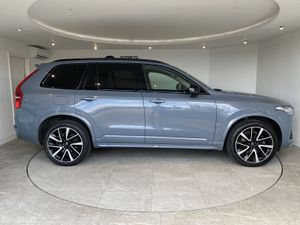 Volvo XC90 2023 - Image 4