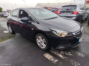 Opel Astra 2018 - Image 3