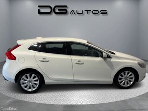 Volvo V40 Auto - Low KMs - Mint condition - Great - Image 2