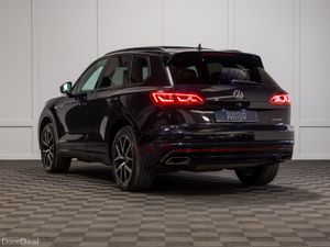 212 Volkswagen Touareg R - Image 4