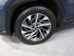 Hyundai Tucson EXECUTIVE PLUS DIESEL 1.6L SUV - Image 4