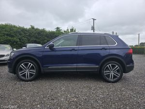2019 Volkswagen Tiguan TDI 4Motion Highlne - Image 2