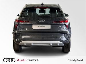 Audi Q3 TDI 150HP S-T SE - Image 4