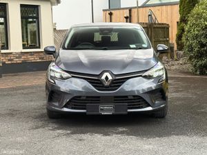 Immaculate 221 Renault Clio! - Image 2