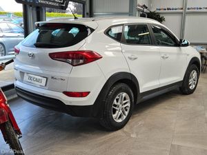 17 HYUNDAI TUCSON 1.7 DIESEL COMFORT - Image 3