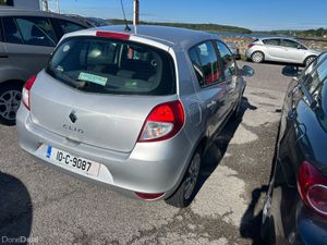 Renault Clio Low Kms  2010 - Image 2