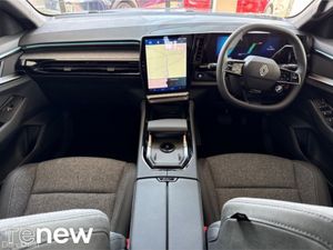 Renault Austral E-TECH Hybrid 200 Techno - Image 2
