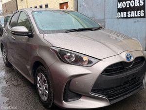 Toyota Yaris 2021 1.5 hybrid self charging - Image 3