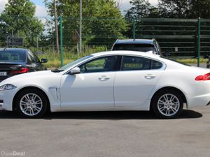 Jaguar XF 2014 2.2 D FORD ENGINE - Image 4