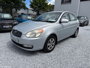 2008 Hyundai Accent 1.4 Deluxe - Image 2