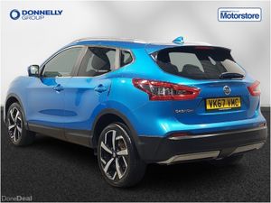 Nissan Qashqai Diesel Hatchback Tekna - Image 3