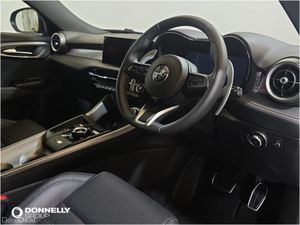 Alfa Romeo Tonale Hatchback Veloce - Image 4