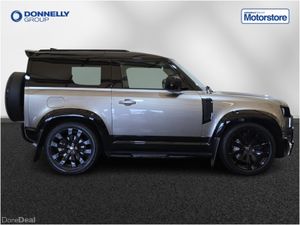 Land Rover Defender Diesel Estate X-Dynamic HSE - Image 4