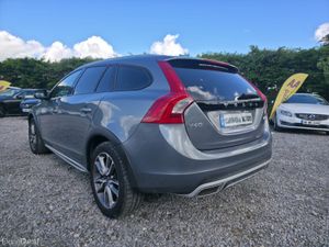 2018 Volvo V60 Cross Country Automatic - Image 3