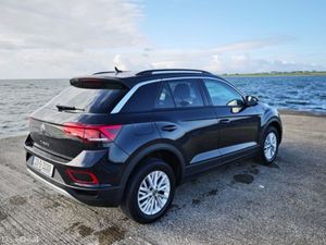 Volkswagen T-Roc Life 1.0 TSI M6F 110HP 5DR - Image 3