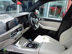 BMW X5 M Sport Auto  xDrive 45e - Image 3