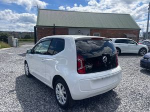 Volkswagen Up! - Image 3