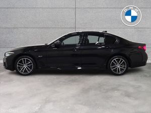 BMW 5-Series 530e M Sport Saloon - Image 4