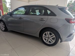 Kia Ceed 1.6 K3 Diesel - Image 2