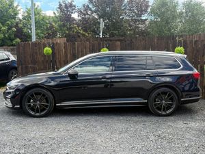 Volkswagen Passat RLINE ESTATE - 37K KMS - Image 4