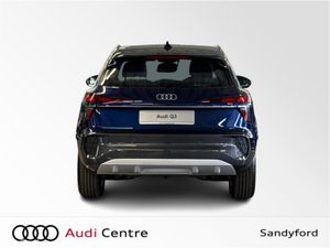 Audi Q3 E-HYBRID 270HP S-T SE - Image 4