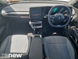 Renault Scenic E-Tech 87kWh 220hp techno - Image 2