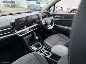 Kia Sportage MANUAL 5DR - Image 4
