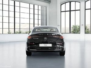 Mercedes-Benz CLA CLA 180 SALOON PROGRESSIVE LINE - Image 4