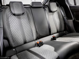 Peugeot 208 Allure 1.2 Hybrid Auto 110HP - Image 4
