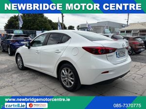 Mazda Mazda3 1.5 D 105PS EXECUTIVE SE 4DR - Image 4