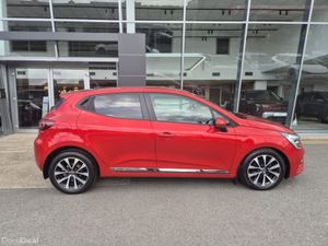 Renault Clio 1.0 PETROL 5DR Iconic TCE 100 - Image 3