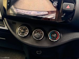 Toyota Vitz  /Yaris 2015 Automatic - Image 4