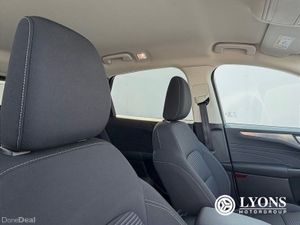 Ford Kuga 2.5 Duratec 190PS FHEV Titanium Auto - Image 3