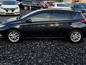 Toyota Auris 2016 Hybrid Sport pack 1.5 AUTOMATIC - Image 4