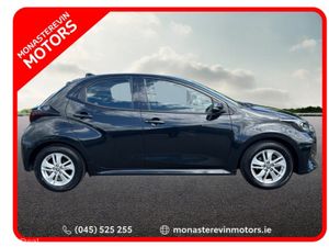 Toyota Yaris 1.5 LUNA - Image 3