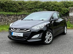 Hyundai i30 1.6 Diesel Deluxe - Image 2