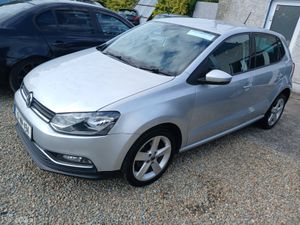AUTOMATIC Volkswagen Polo 2015 DIESEL - Image 2