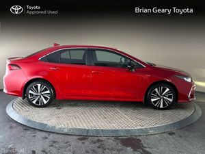 Toyota Corolla Saloon Luna Sport + Leather - Image 3