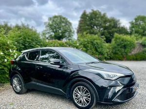 2021 Toyota C-HR 1.8 Hybrid Sol Automatic - Image 2