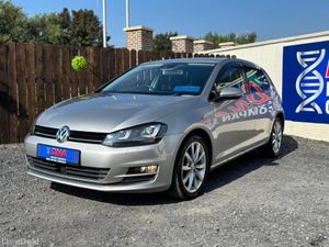 Volkswagen Golf HIGHLINE - LOW KM - Image 3
