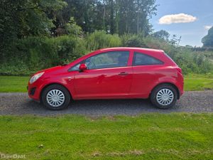 Vauxhall Corsa 1.0 petrol ( New NCT today ) - Image 4