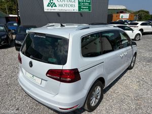 VW TOURAN 1.4 TSI AUTO COMFORTLINE - Image 4