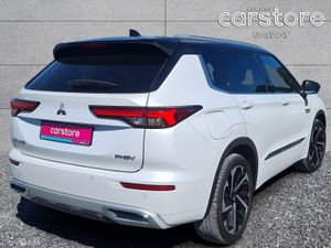 Mitsubishi Outlander PHEV 4WD Black Edition - Image 3
